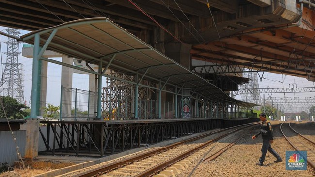 Stasiun KRL JIS Beroperasi Hari Ini