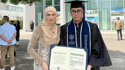 Putra Sambung Ahmad Dhani Jarang Tersorot, Ini 7 Potret Rafly Anak Mulan Jameela Lulus Kuliah