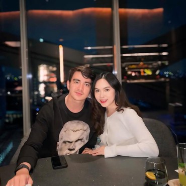 Jarang Tersorot Usai Menikah, 7 Foto Christ Laurent Eks Amanda Manopo Bahagia dengan Istri