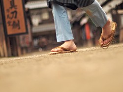 Nggak Harus 10 Ribu Langkah! Begini Cara Jalan Kaki untuk Cegah Penyakit Jantung