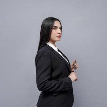 3 Kesalahan yang Bisa Dilakukan Perempuan Cerdas di Dunia Kerja