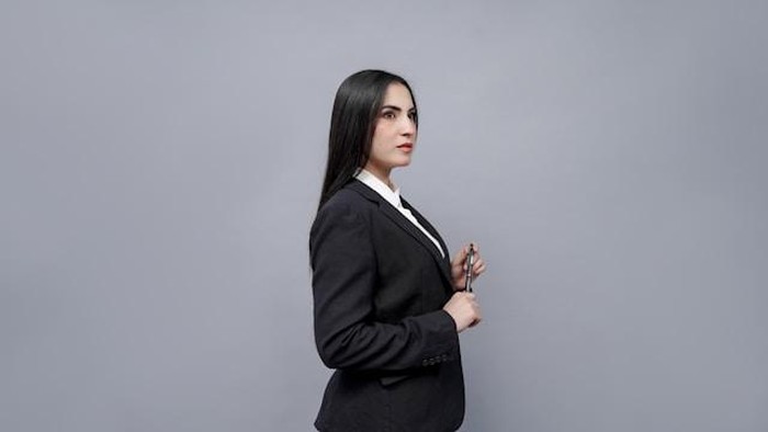 3 Kesalahan yang Bisa Dilakukan Perempuan Cerdas di Dunia Kerja