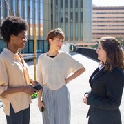 3 Sikap yang Terlihat Kasar Padahal Tanda Kecerdasan Tinggi