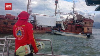 VIDEO: Replika Kapal Christopher Columbus Tenggelam di Meksiko
