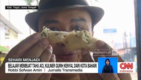 VIDEO: Sehari Menjadi Pengolah Tahu Aci Khas Tegal