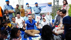 Zulhas Bantu Korban Kebakaran Pengadegan dengan Pangan dan Modal Usaha