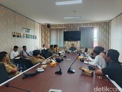 Asosiasi Kecimol Ngadu ke DPRD Lombok Tengah gegara Dilarang Masuk Desa
