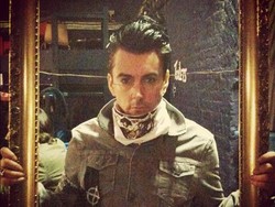 Vokalis Lostprophets, Ian Watkins Meninggal Usai Keributan di Penjara