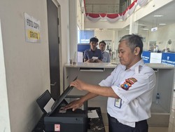 Perangi Calo SIM, Satpas Colombo Luncurkan Layanan Fotokopi Gratis