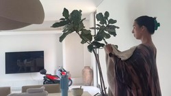 Ada Motor di Dalam Ruangan, Penampakan Rumah Jennifer Bachdim Disorot