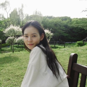 Kabar Gembira! Aktris Korea Kim Yoon Hye Umumkan Segera Menikah