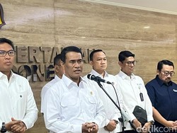 Mentan Langsung Gelar Rapat Usai Terima Jabatan Kepala Bapanas