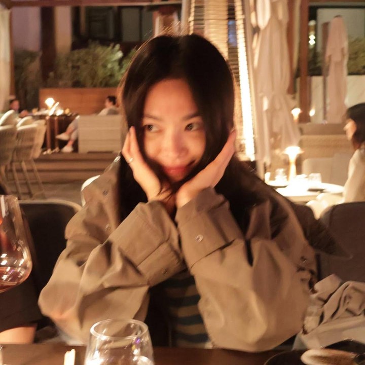 <p>Kemunculan Song Hye Kyo sebagai cameo dalam drama Korea terbaru <em>Genie, Make a Wish</em> tentunya menuai sorotan publik. Sang aktris diketahui berperan sebagai jin misterius bernama Jinniya. (Foto: Instagram@kyo1122)</p>