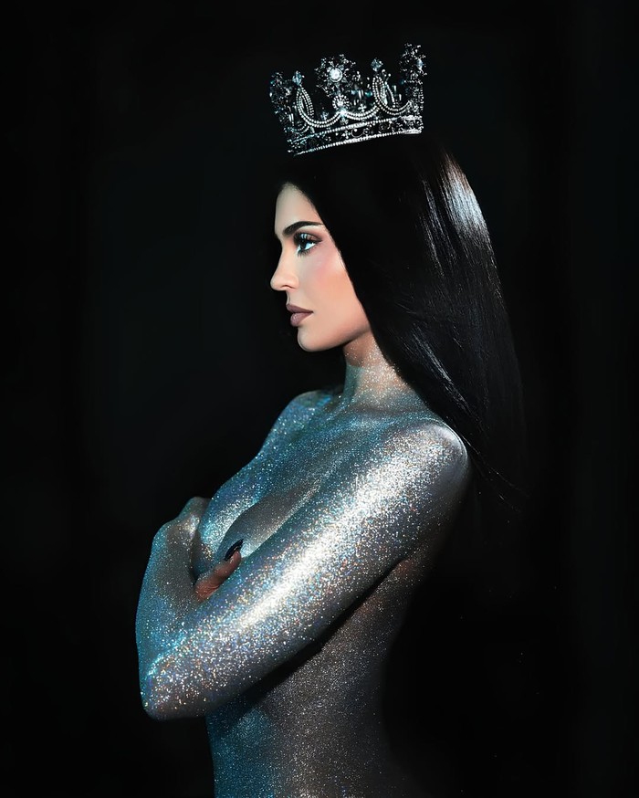 Tampil Glamor dengan Sentuhan Futuristik/ Foto: instagram.com/rinaldyyunardiofficial