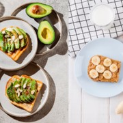 Alpukat atau Pisang, Mana yang Lebih Baik untuk Sarapan?