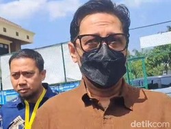 Dalam Proses Cerai, Andre Taulany Bantah Jual Rumah