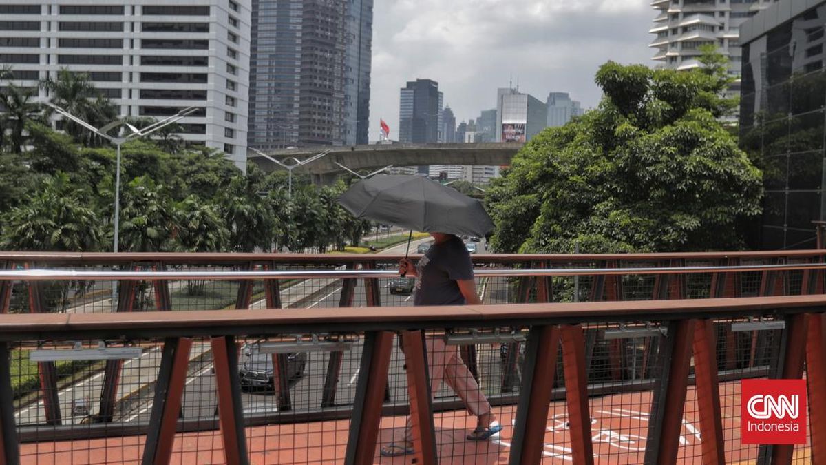 Sampai Kapan Panas Mendidih 'Panggang' Jabodetabek? Ini Kata BMKG
