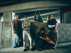 Lirik Lagu Bittersweet - Culture Wars