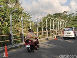 Usai Tukad Bangkung, Giliran Jembatan Tukad Penet Sangeh Dipasang Pagar Pengaman