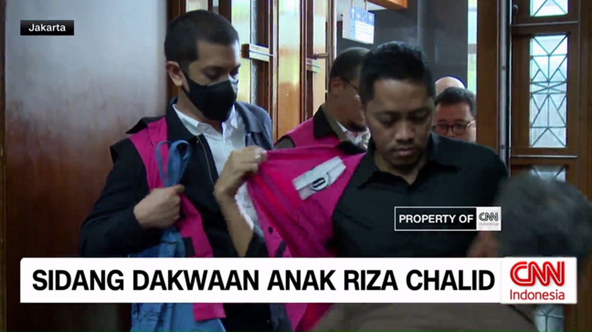 VIDEO: Sidang Dakwaan Anak Riza Chalid
