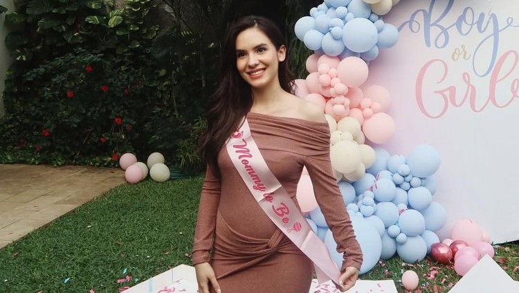Steffi Zamora Steffi Zamora