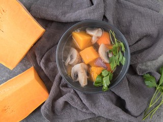 Cuaca Dingin Pengen Sup Hangat? 3 Sup Kaldu Instan Ini Wajib Distok