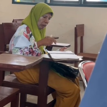 Cerita Ibu Dessy Si Mahasiswa Abadi, Depresi usai Skripsi Diplagiat Teman