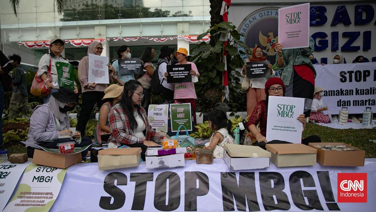 Ibu-ibu Geruduk Kantor BGN, Desak Setop MBG