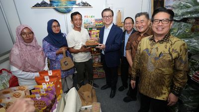 Jejak 87 Tahun Sinar Mas, Setia Bertumbuh Bersama UMKM