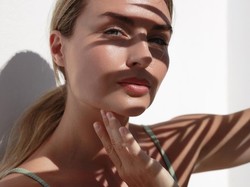 10 Sunscreen Terbaik untuk Cuaca Panas, Lindungi Kulit Tanpa Lengket