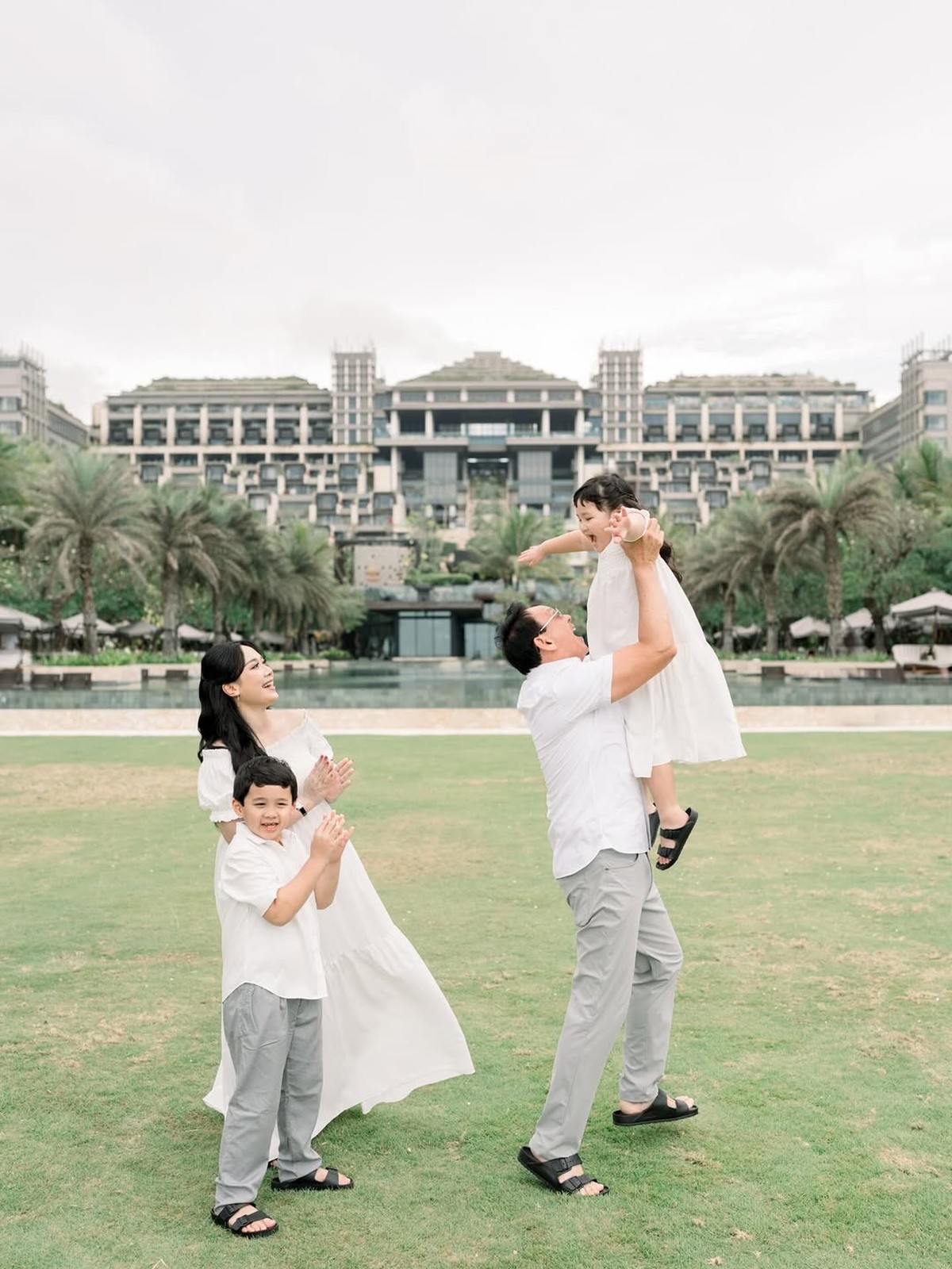 Keluarga Ahok dan Puput Nastiti Devi