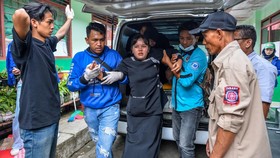 FOTO: Korban Keracunan MBG di Bandung Barat Bertambah Jadi 345 Orang