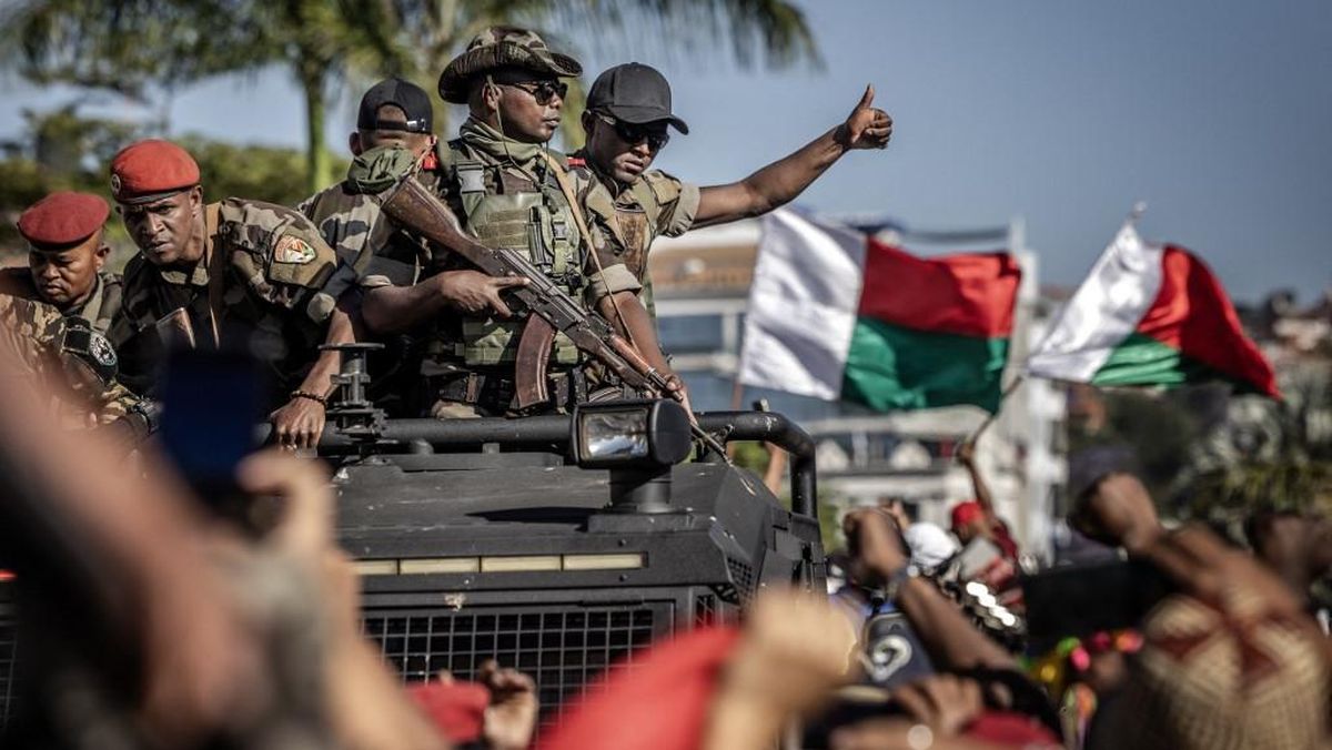 Militer Ambil Alih Pemerintahan Madagaskar Saat Presiden Kabur