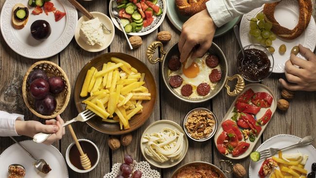 Makanan yang Perlu Dihindari Penderita Rematik
