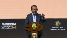 Bahlil Ungkap Arahan Prabowo soal Tambang Ilegal di Bandara Morowali