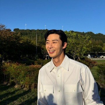 Segera Comeback Akting, Intip Gaya Aktor Park Seo Joon di Drama Korea Terbaru