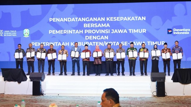 Pemkab Situbondo Pastikan Dukung Penerapan Keadilan Restoratif Bupati Rio menilai, keadilan restoratif untuk kasus-kasus ringan merupakan solusi yang lebih manusiawi dan sejalan dengan nilai sosial masyarakat Situbondo.