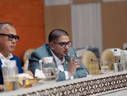 Rajiv DPR Dukung PSDKP KKP Setop Aktivitas Pemanfaatan Ruang Laut Ilegal