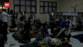 VIDEO: Ratusan Siswa SMPN 1 Cisarua Bandung Barat Keracunan MBG