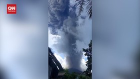 VIDEO: Penampakan Abu Vulkanik Gunung Lewotobi Laki-laki Usai Meletus
