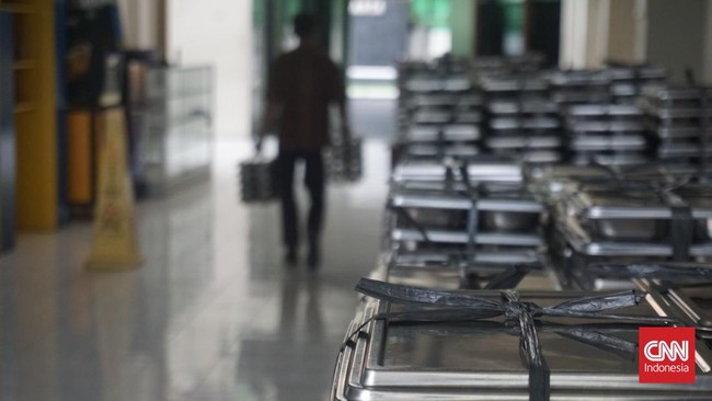 Wali Kota Yogyakarta, Hasto Wardoyo, setop sementara operasional SPPG setelah dugaan keracunan makanan MBG.
