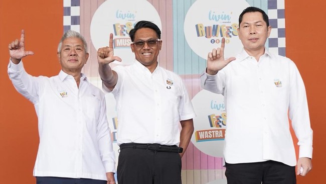 Menyusul pembukaan di NICE PIK 2, Livin' Fest 2025 juga digelar di Medan, Bandung, Palembang, Surabaya, Denpasar, Makassar, Balikpapan, Semarang, dan Jayapura.