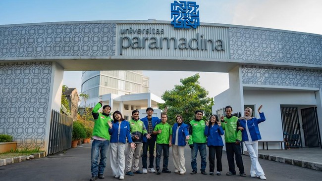 Gojek Perluas Beasiswa, Buka Akses Kuliah S1 Anak Mitra Driver Gojek, unit bisnis PT GoTo Gojek Tokopedia Tbk, kembali menegaskan komitmennya dalam meningkatkan kesejahteraan mitra driver dan keluarga.