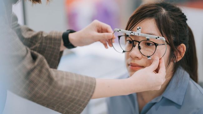 5 Cara Mencegah Mata Minus agar Tidak Bertambah Parah