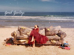 Lirik Lagu Good Goodbye - Hwasa