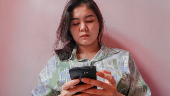 Self contrast adalah fenomena membandingkan diri sendiri dengan diri ideal (ideal self). Hal ini disebabkan beberapa faktor/Foto: freepik.com/EyeEm