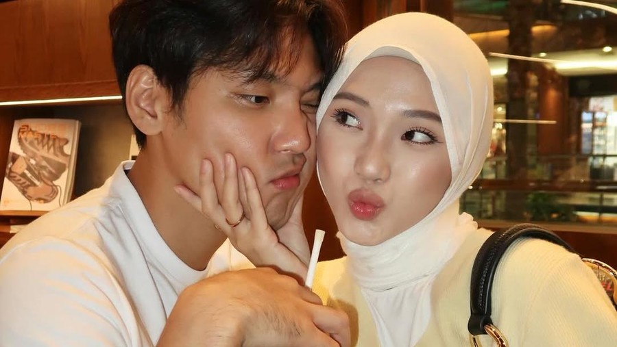 Pendidikan Jule yang Diduga Selingkuhi Suami Korea, Ternyata Santri Yusuf Mansur - Insertlive.com Pendidikan Jule yang Diduga Selingkuhi Suami Korea, Ternyata Santri Yusuf Mansur