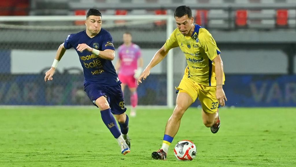 Link Live Streaming Persib vs Persita di Super League