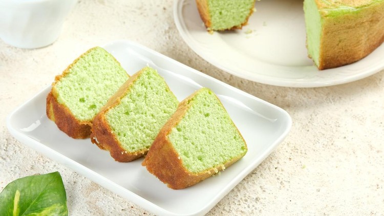 3 Resep Bolu Pandan Kukus 4 Telur Lembut dan Empuk