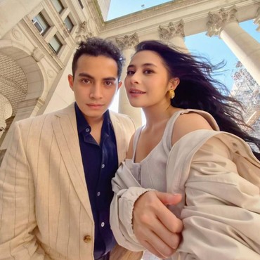 Reaksi Prilly Latuconsina Dapat Chat Tak Senonoh dari Oknum Ngaku Omara Esteghlal